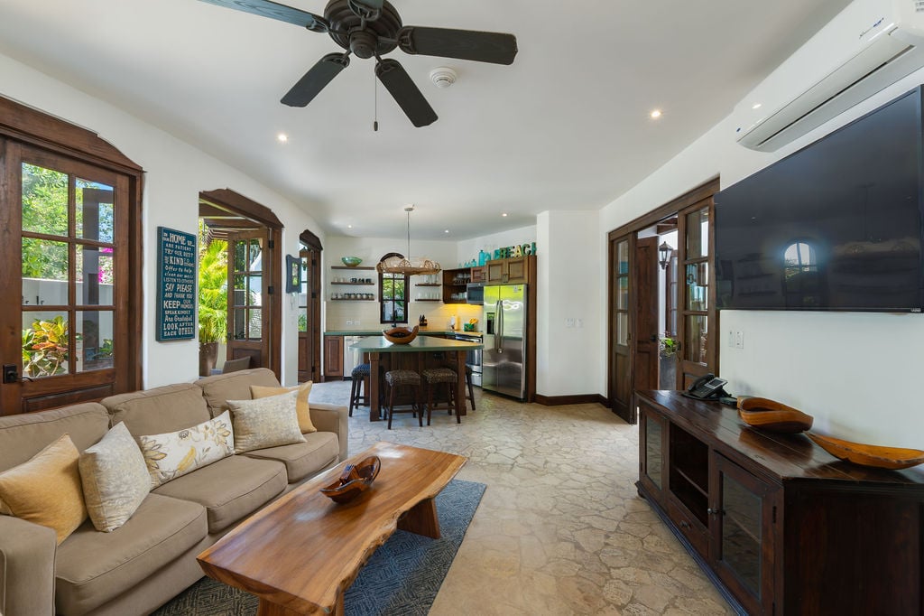 10 Plaza Carlota | Stylish 2-Bedroom Condo with Private Plunge Pool in Prime Las Catalinas