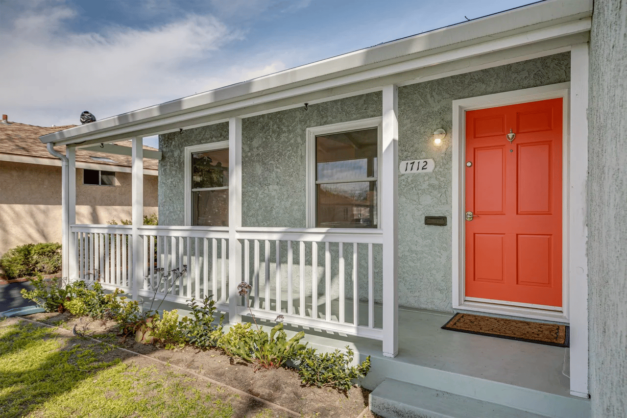 1712 N Buena Vista St