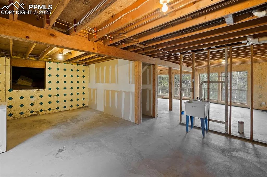 143 Lost Lake Pl