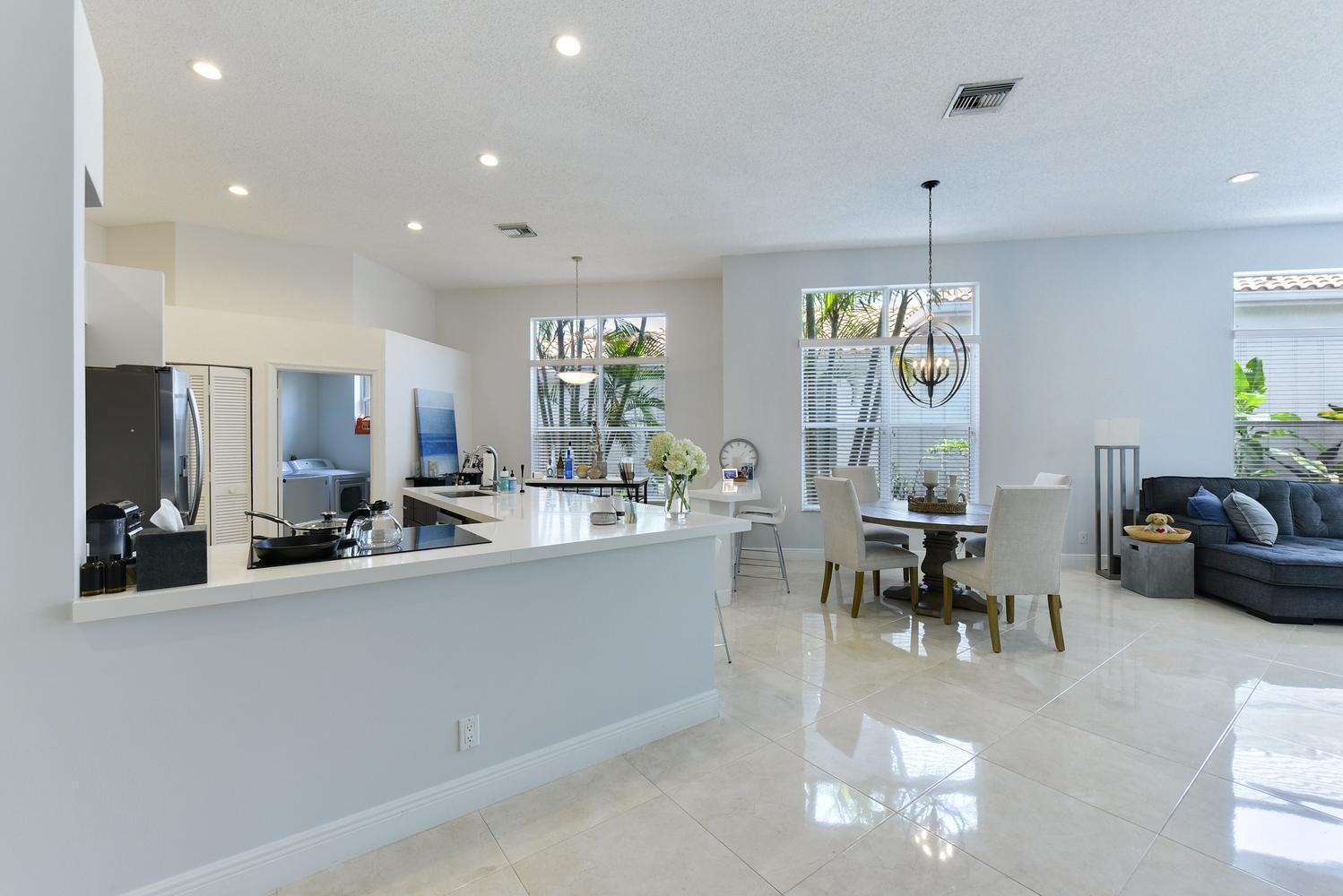 6685 NW 24th Ter