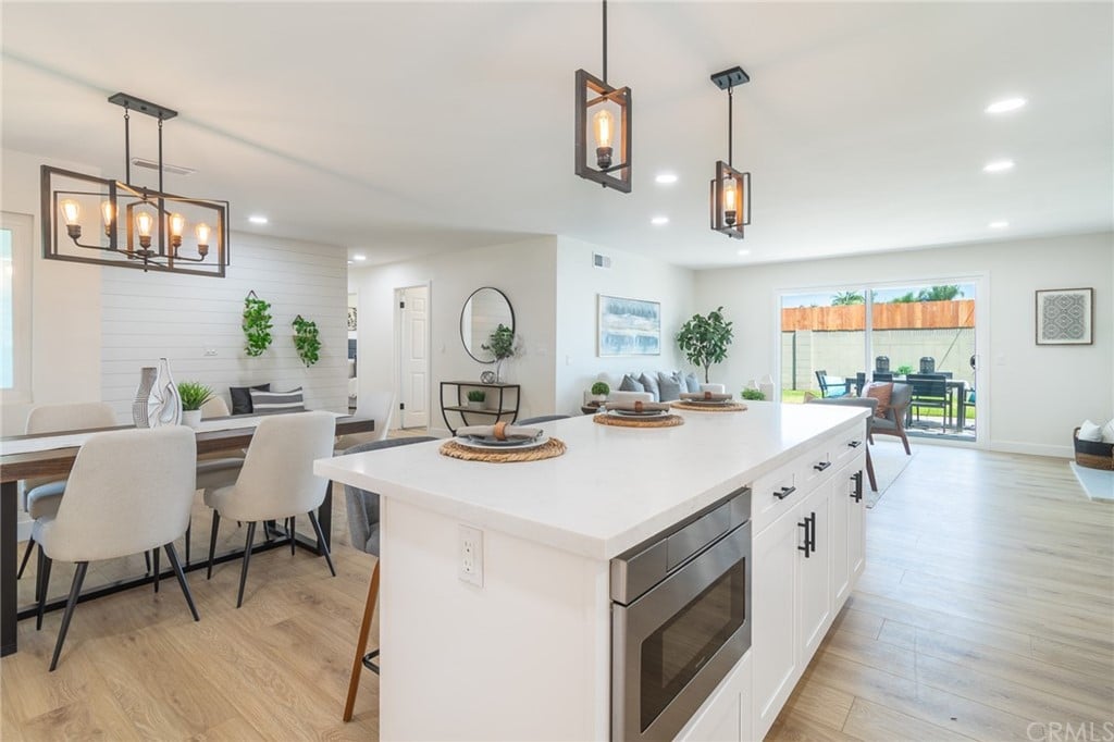 10301 Kamuela Dr