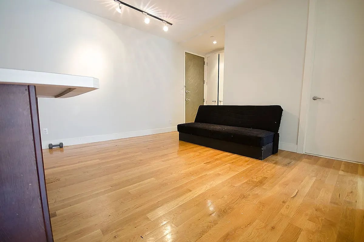 28 Fayette Street 3R
