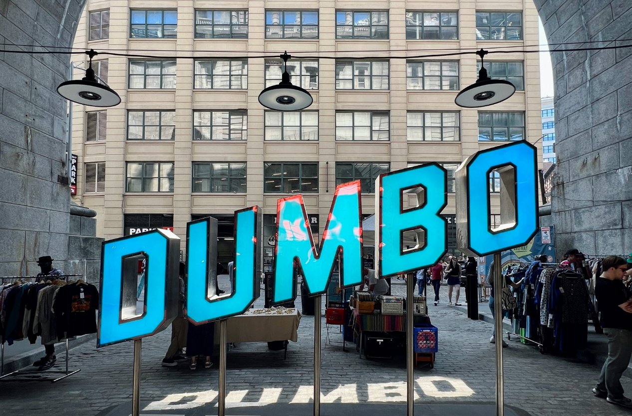 Buying in DUMBO Brooklyn: Lofts, Condos & Lifestyle