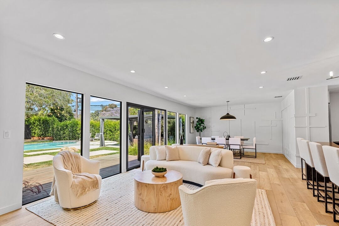 Zenith Reserve,Westcove Dr, 90049