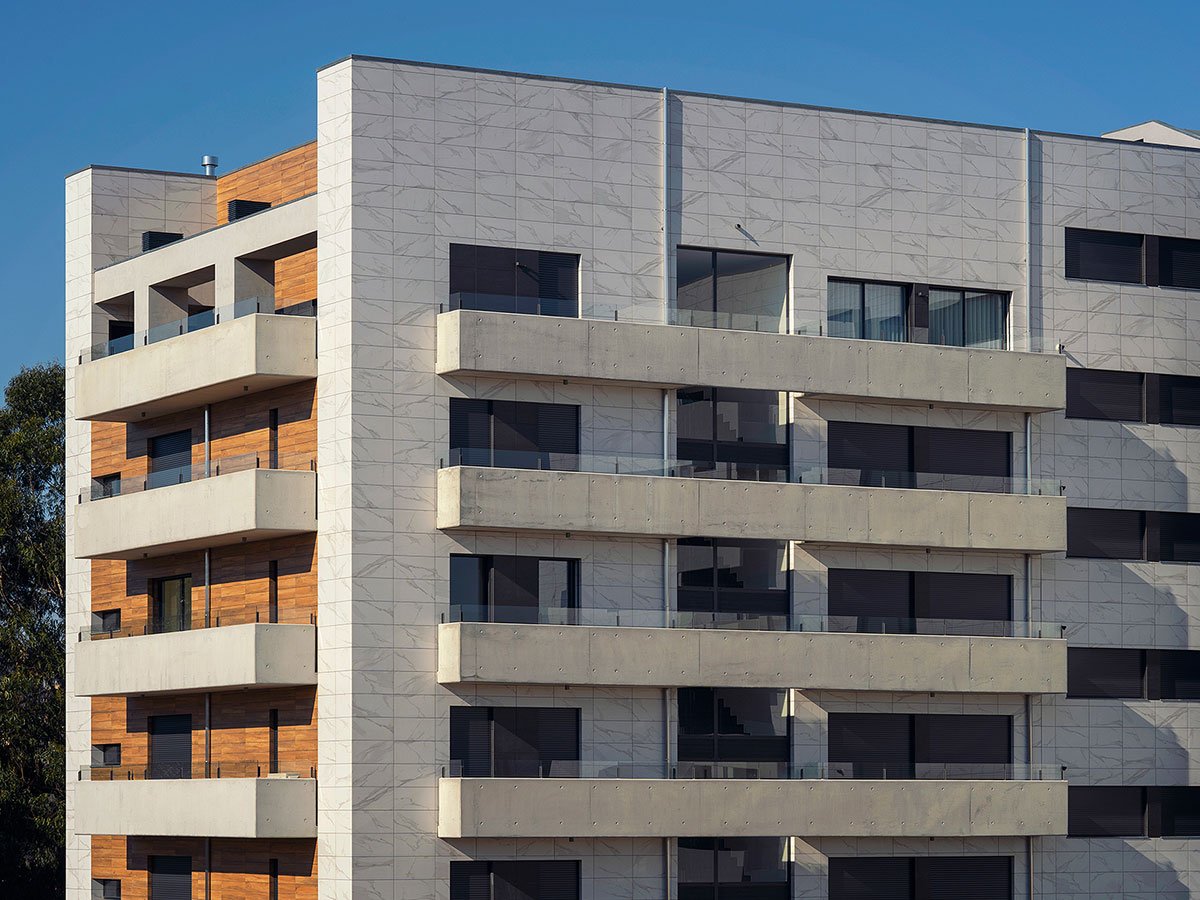 Modern 3-Bedroom Apartment with Balcony in Central Vila Nova de Gaia
