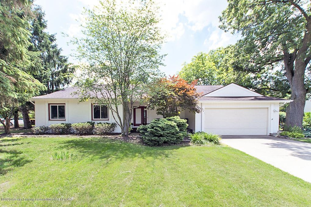 1581 Birchwood Dr