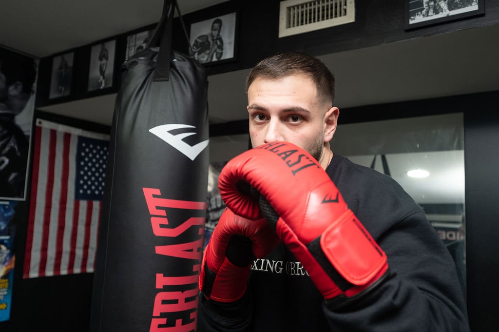 Enzo Siciliano Boxing on Broad