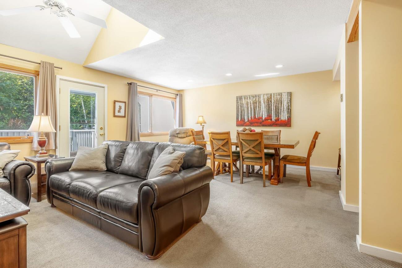 3 BR Styles Brook