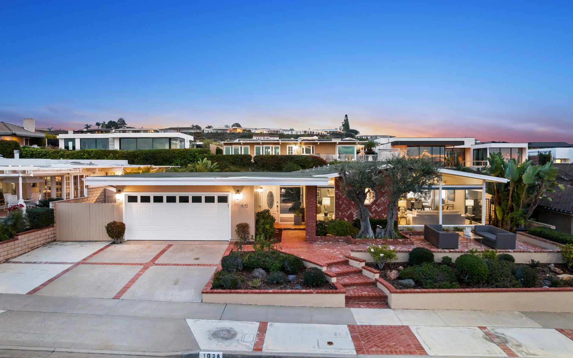 1038 Sea Lane