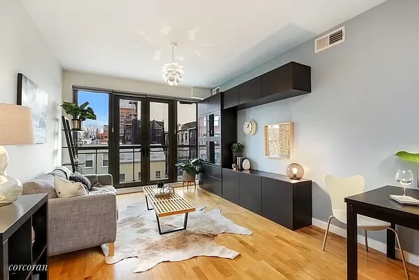 500 4th Avenue Unit: 3B