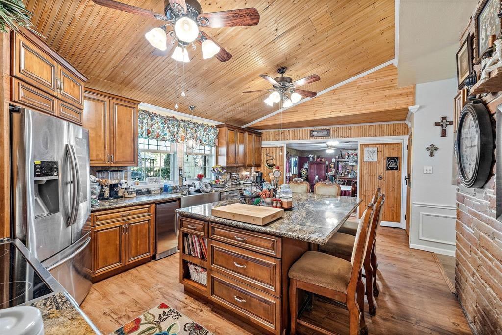 10 13th Ave N Texas City, Tx 77590