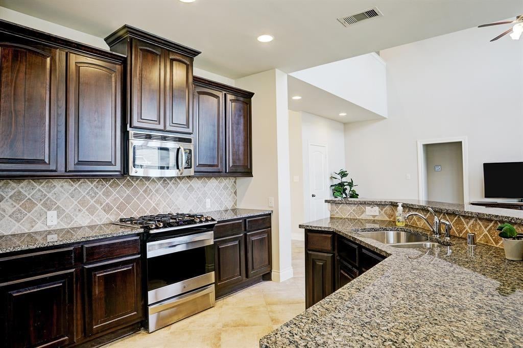 530 Hammersmith Lane