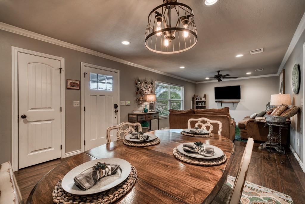 704 Highlands St College Station, Tx 77840