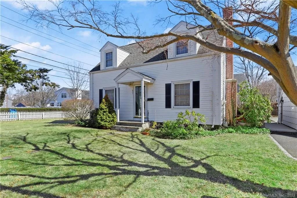 537 South Pine Creek Road
