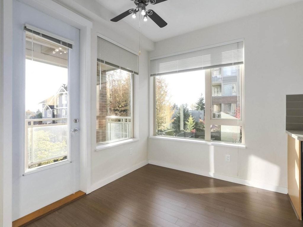 119 W 22nd St, #222