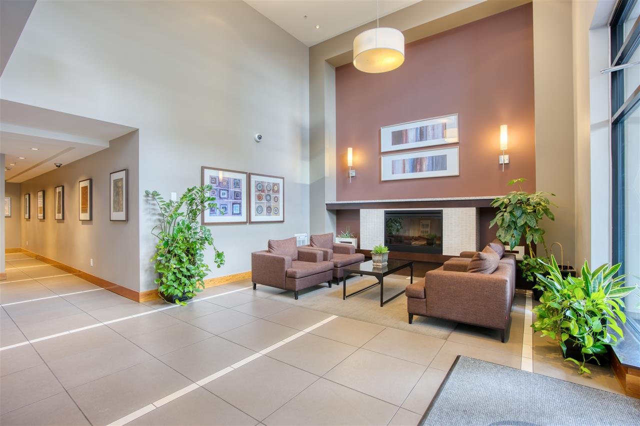 1508-1 Renaissance Square, New Westminster
