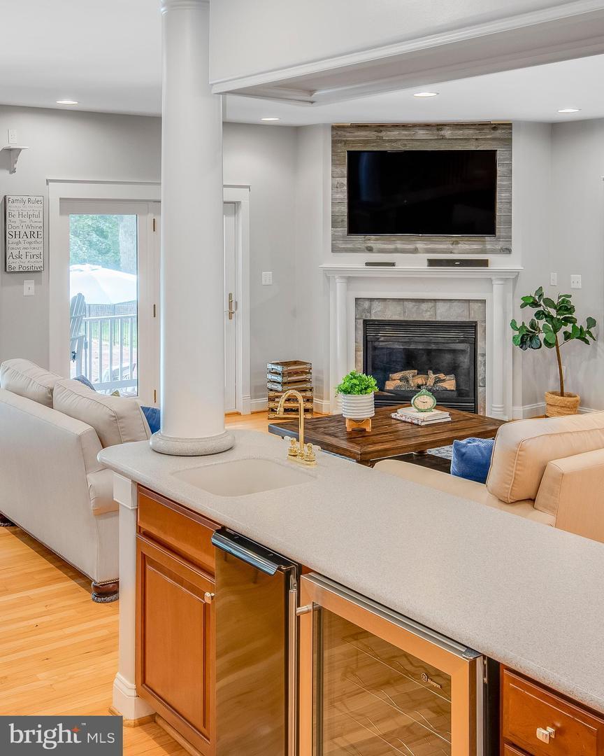 1101 Captain Bell Ct