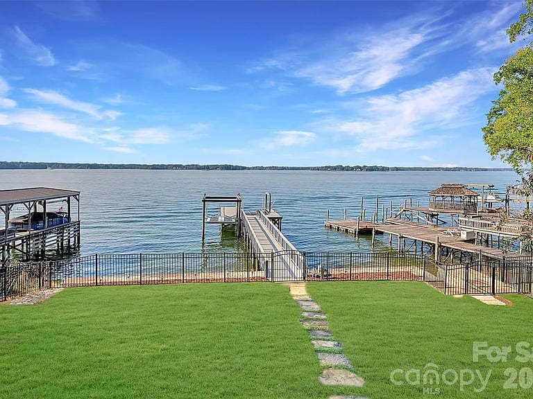 21013 Island Forest Dr