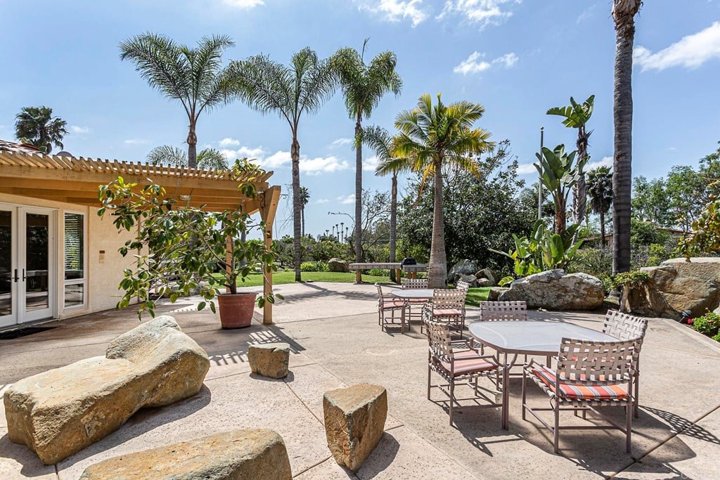 6944 Rancho Cielo