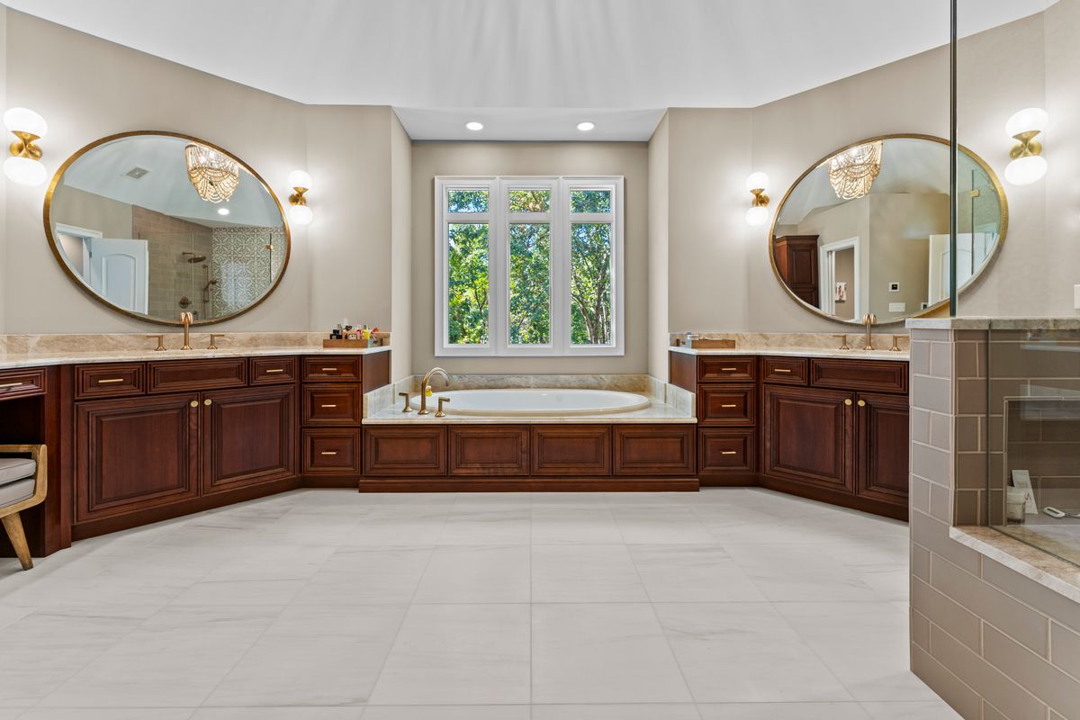 Built in 2013, This Home has it All ~ Under Contract on First Day