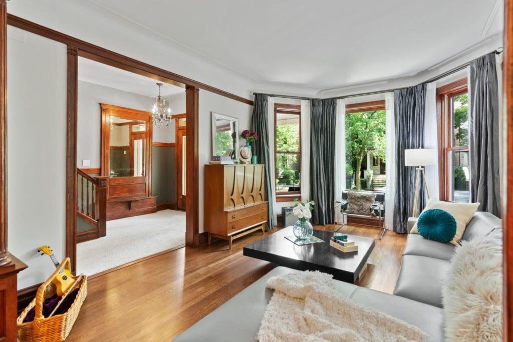 Featured Listing | 3734 N Lakewood