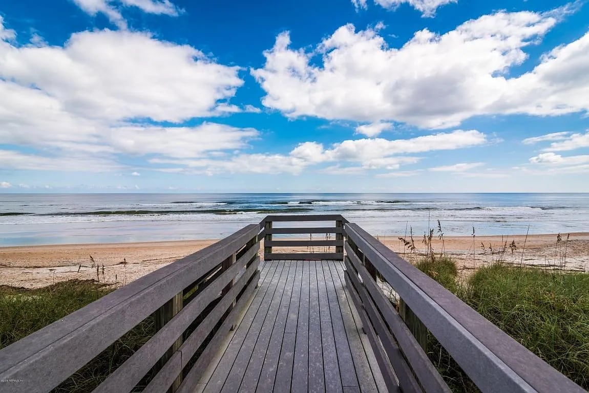 186 Sea Hammock Way