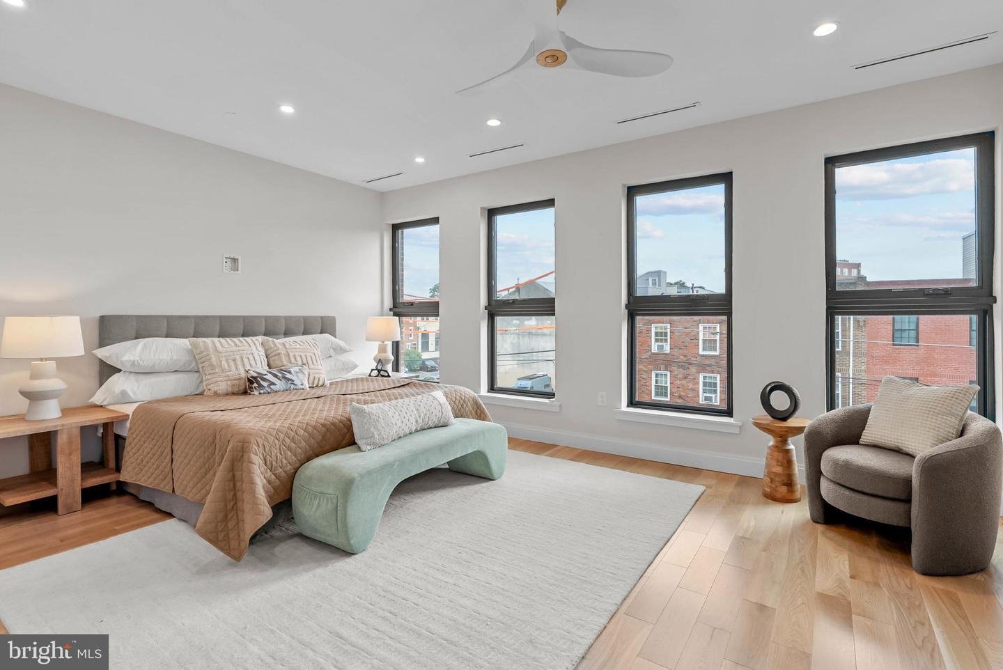 1101 Christian St #5, Philadelphia, PA 19147