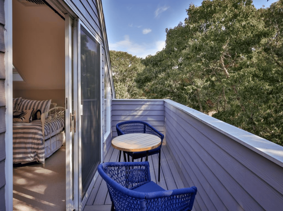 7 South Meadow Lane