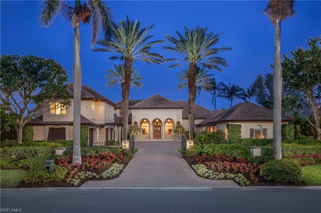 3415 Fort Charles Dr