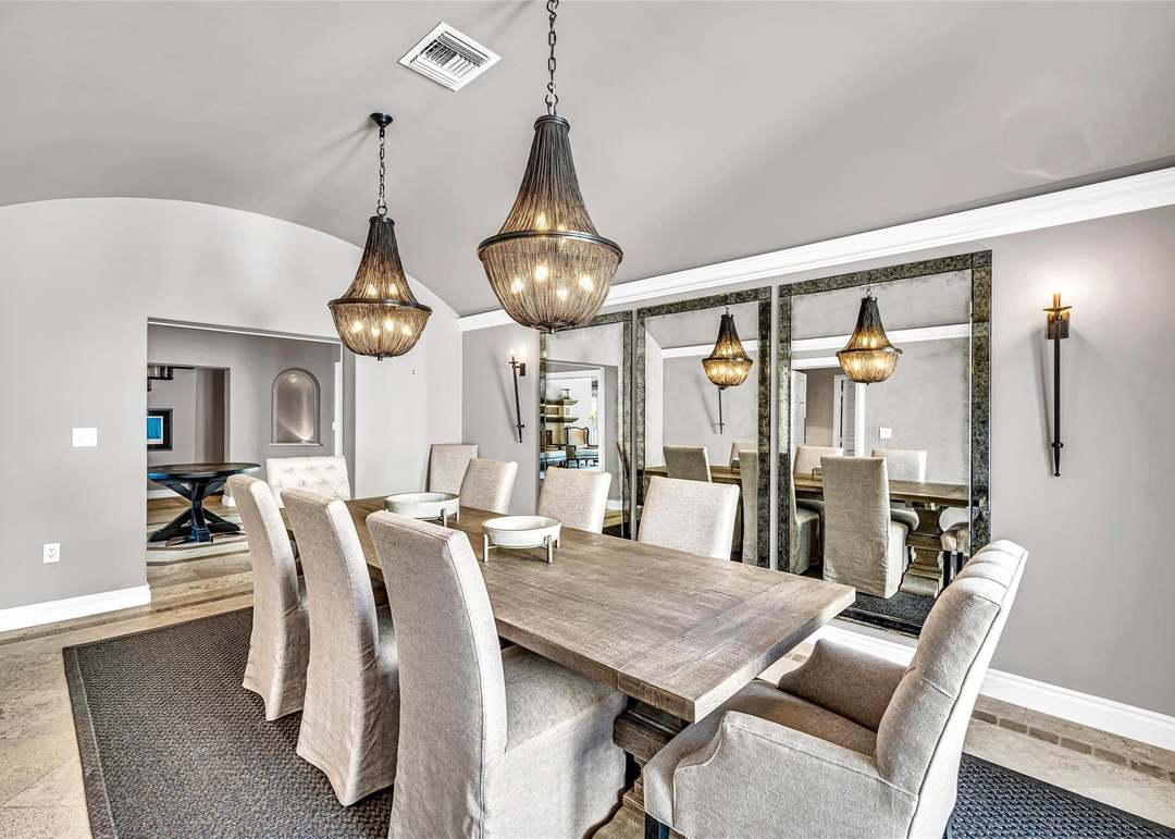 166 Royal Palm Dr