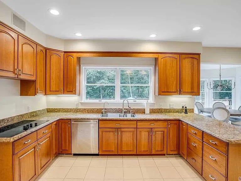 26 Crane Rd