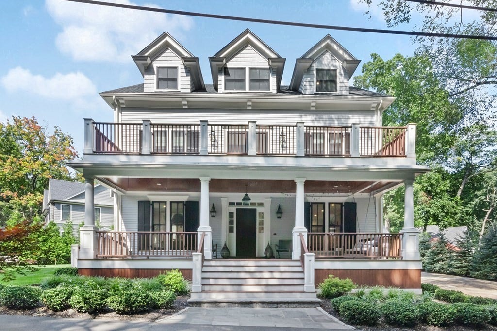 39 Hawthorne Ave