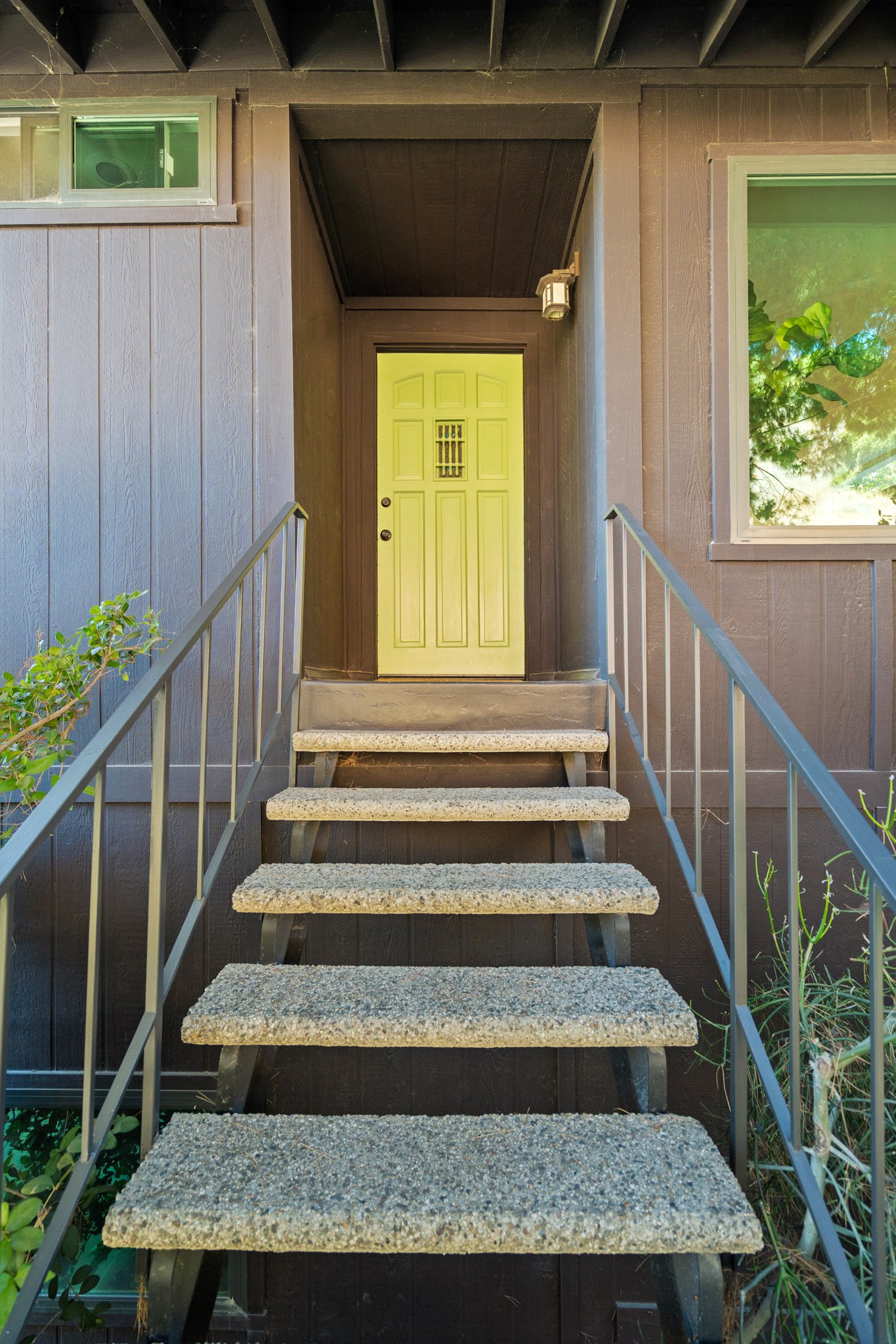 Nestled in the nature of Adams Hill - your peaceful 3BR remodeled home awaits!!