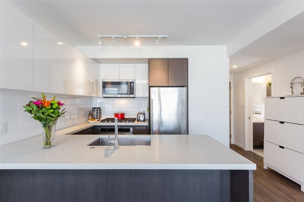 384 E 1st Ave, #312