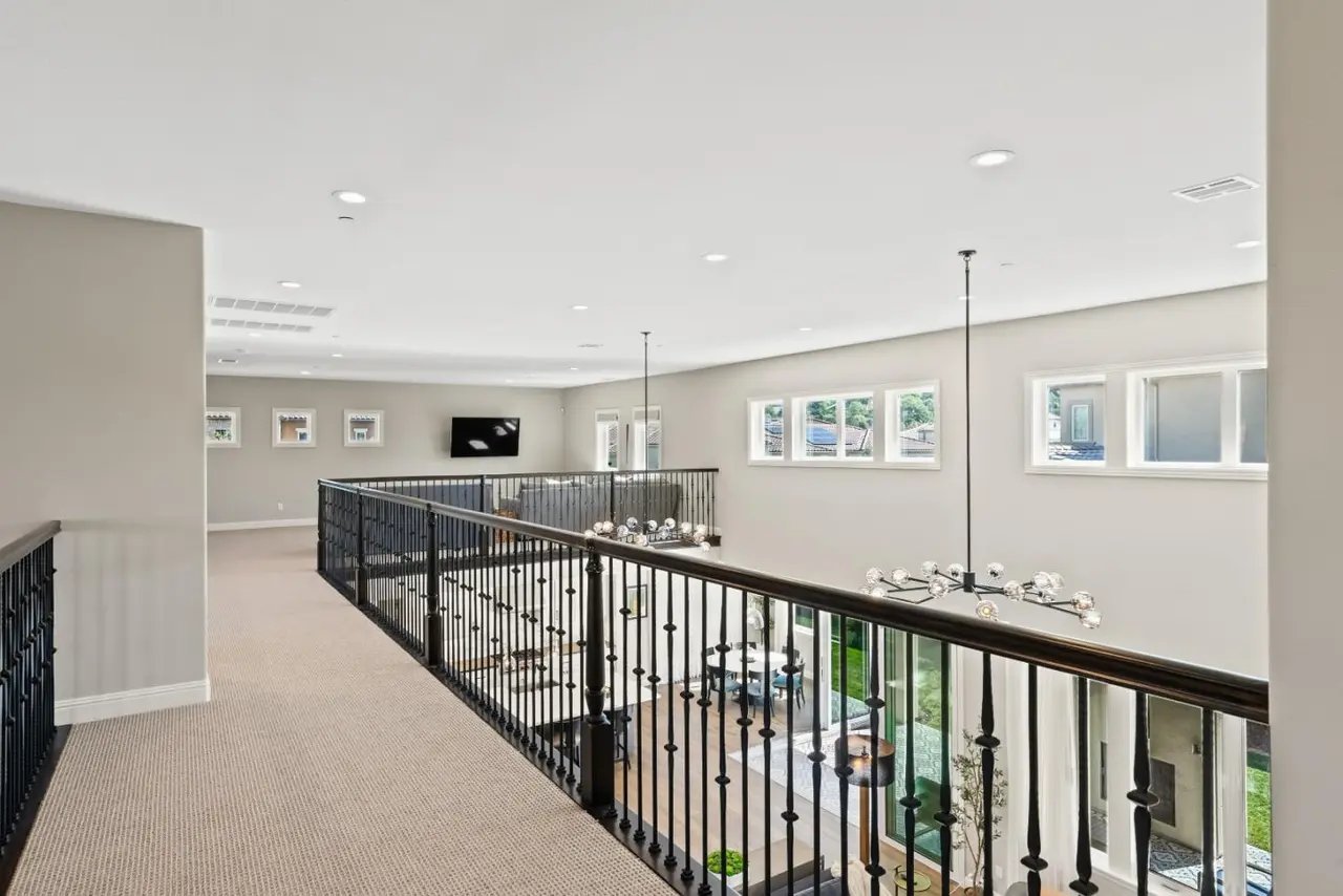 18600 Corte Arcangel