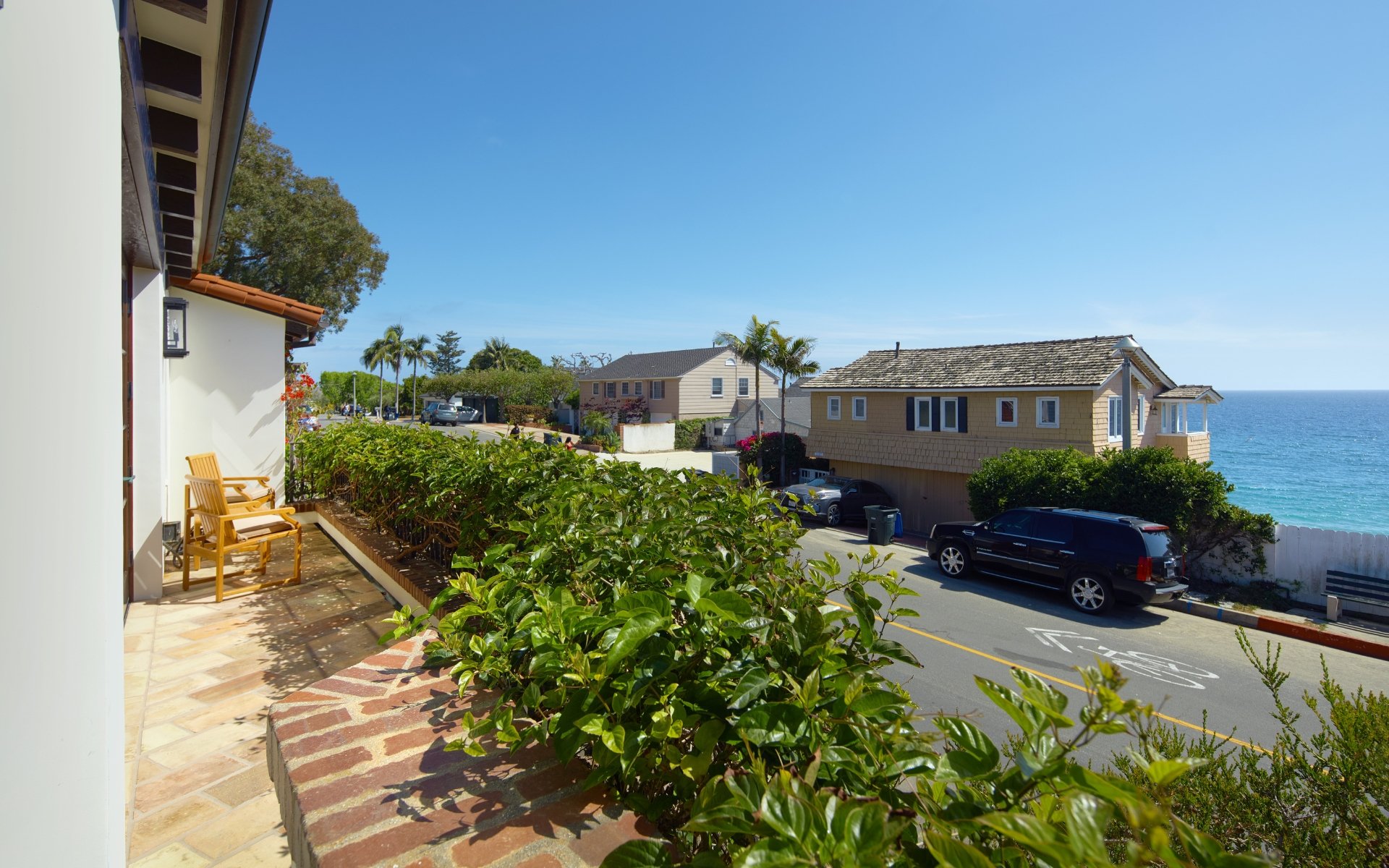 1292 Cliff Drive