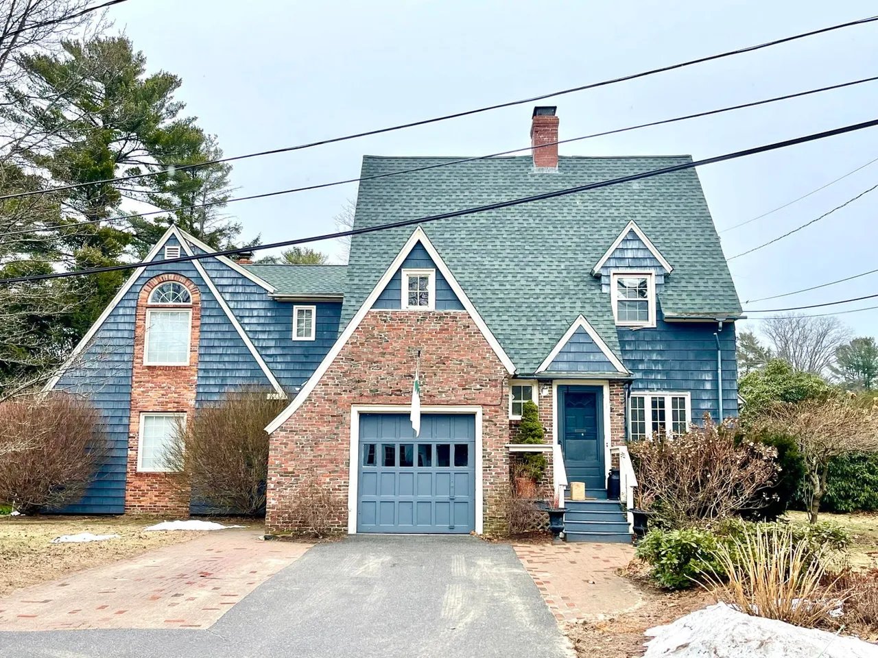 New Listing! 3 Baker Road, Cape Elizabeth, Maine- $1,150,000