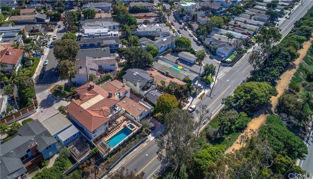 2213 Agnes Rd