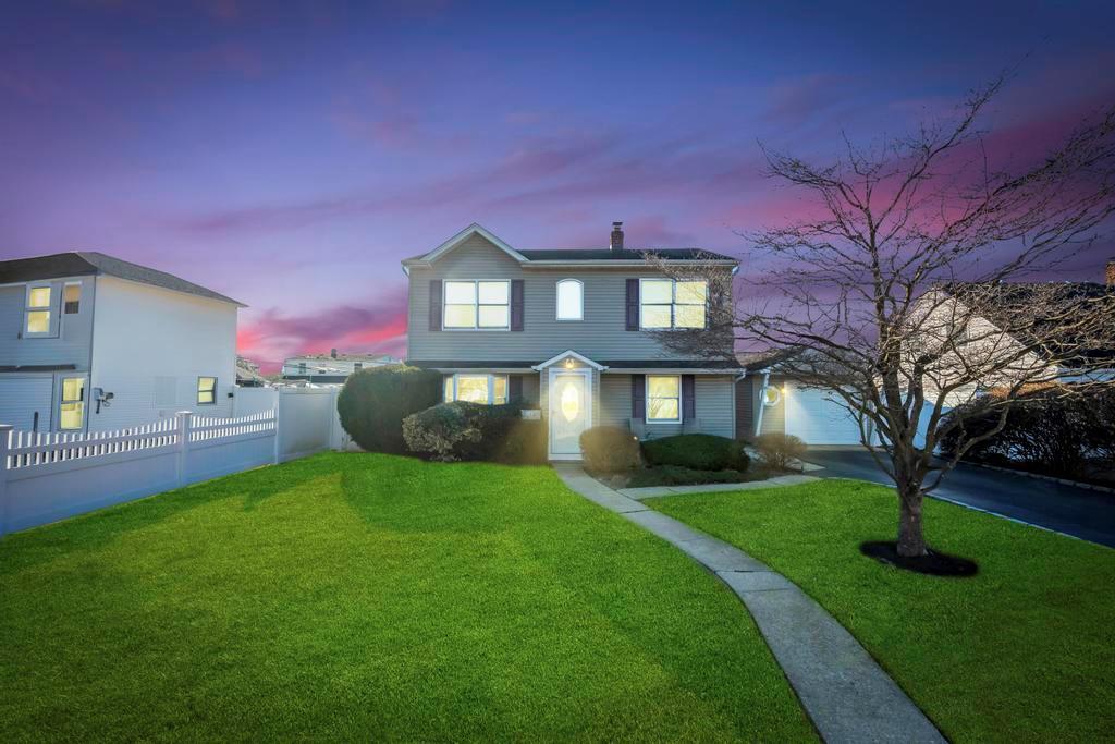 12 Drake Ln