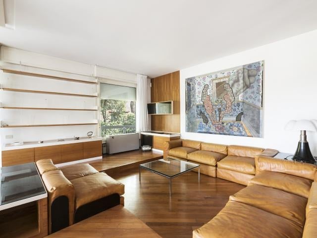 Luxury Design Apartment