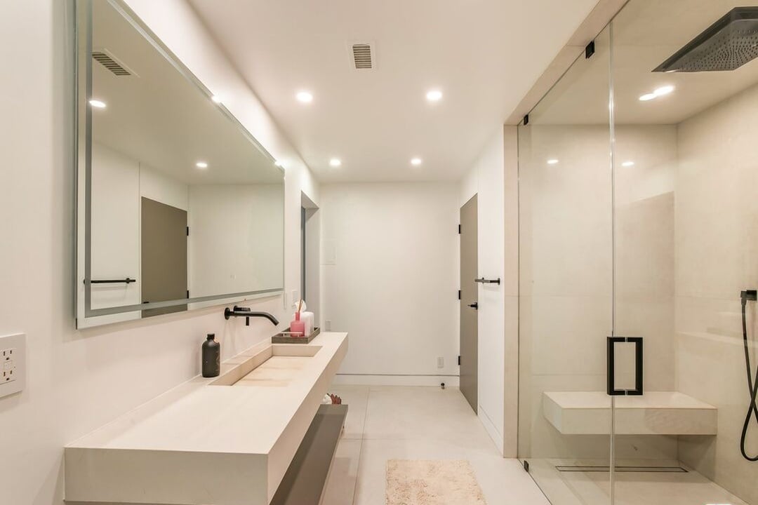 Monarch Crest, Sierra Mar Pl, 90069