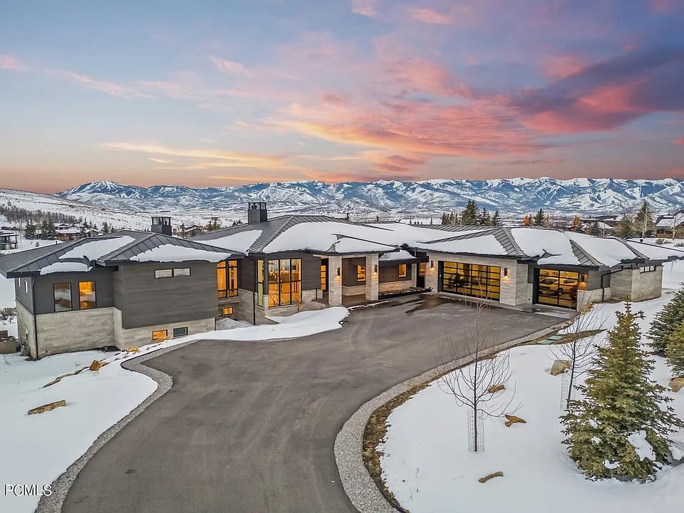 3134 Saddleback Ridge Dr