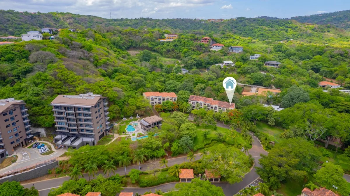 Pacifico Townhouse #101