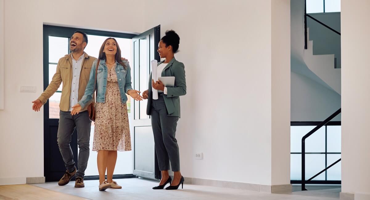 What To Look For In A Real Estate, Team vs. Solo Agent