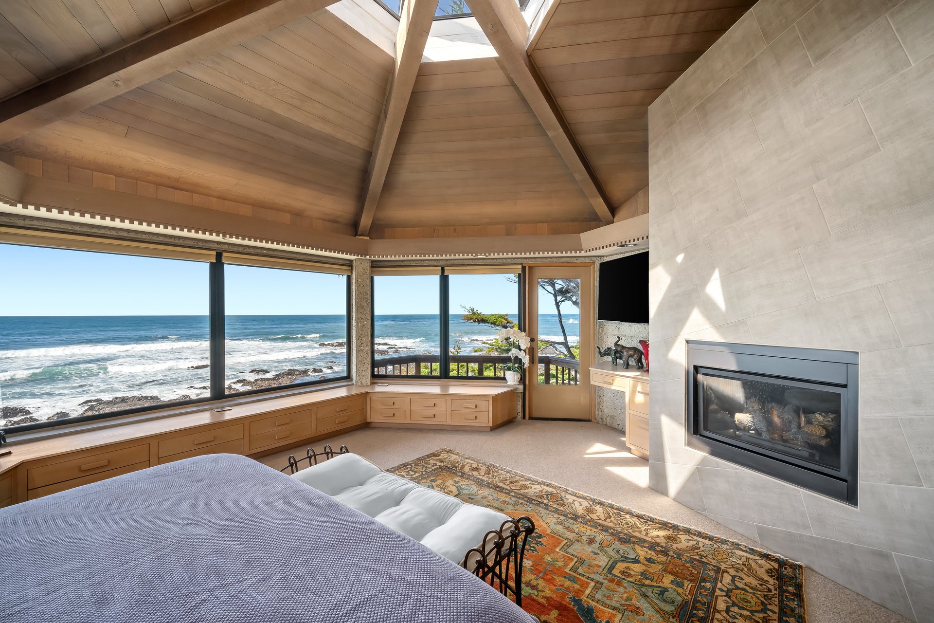 Oceanfront Luxury in Cambria - 2431 Sherwood Dr