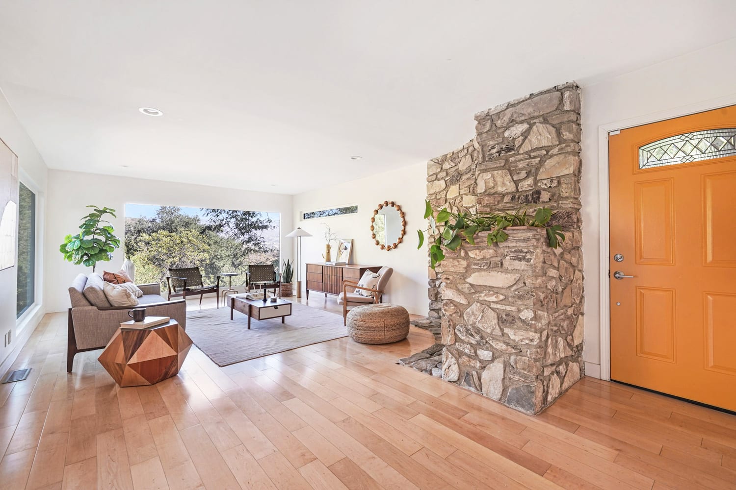 Breathtaking Mid-Century Nature Retreat in Los Feliz