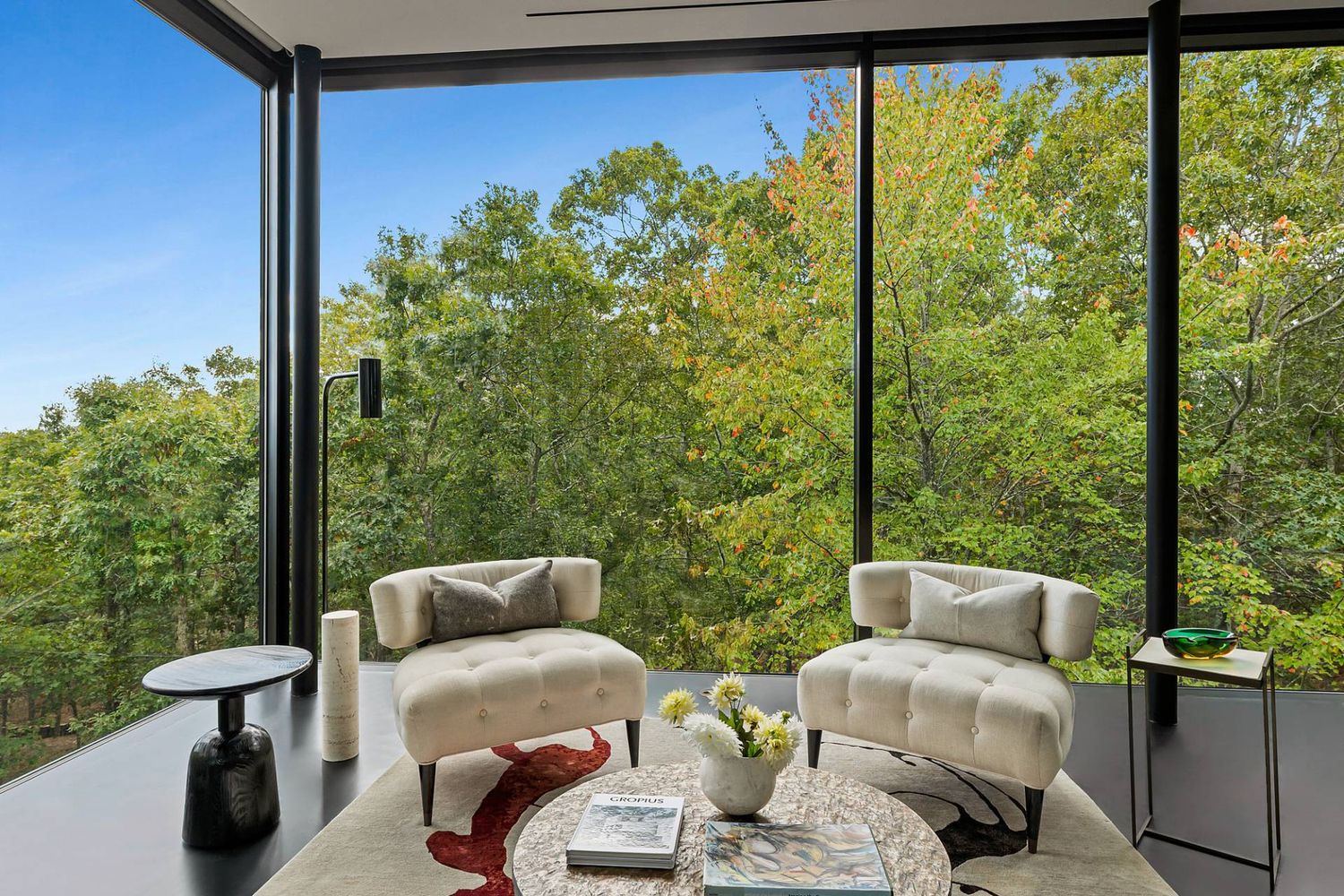 HAMPTONS ARTIST RETREAT BY NOTABLE ARCHITECT ON NEARLY 10 ACRES