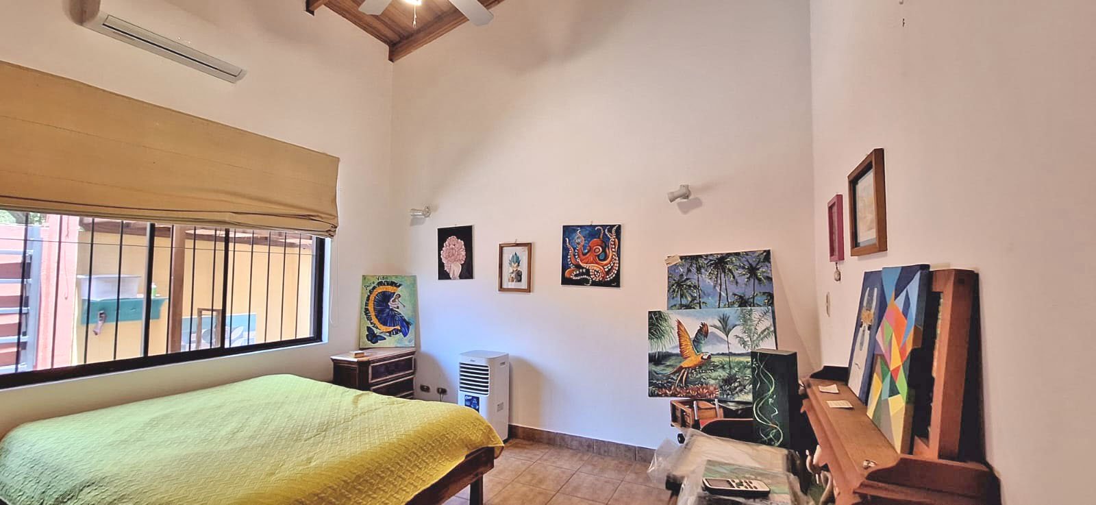 Villa Veneto | Private 3-Bedroom Home with Guest Studio on a Spacious Lot
