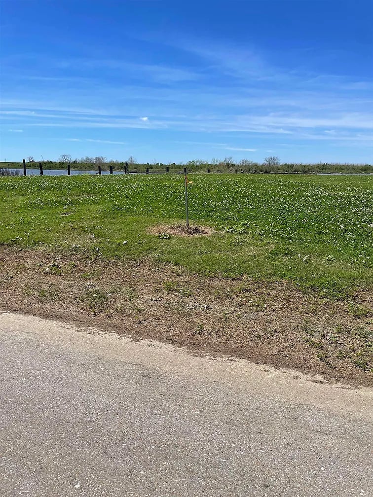 2164 Hwy 55