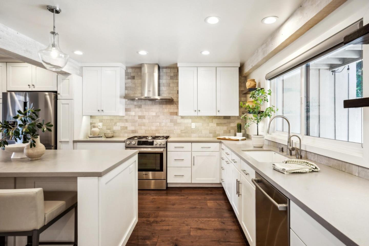 9668 Willow Court